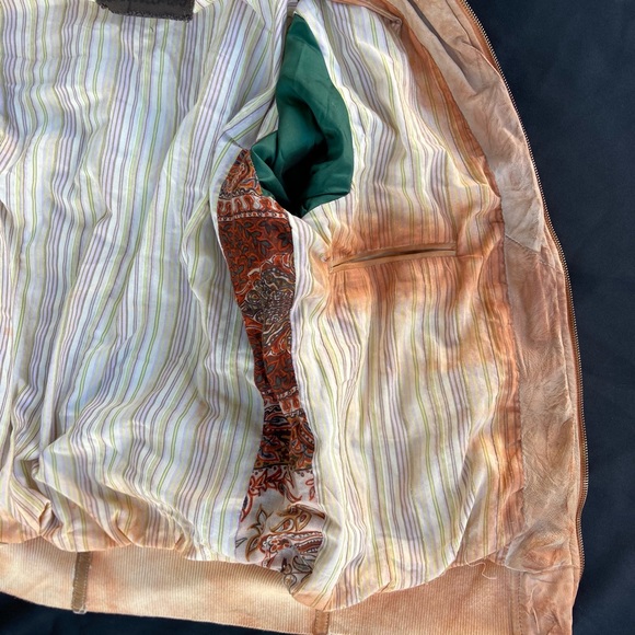 O.41 Genuin leather wrinkled bomber jacket. - Picture 5 of 6